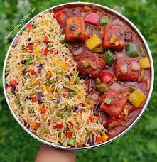 Chicken Fried Rice with Chilli Paneer (3 pcs)
